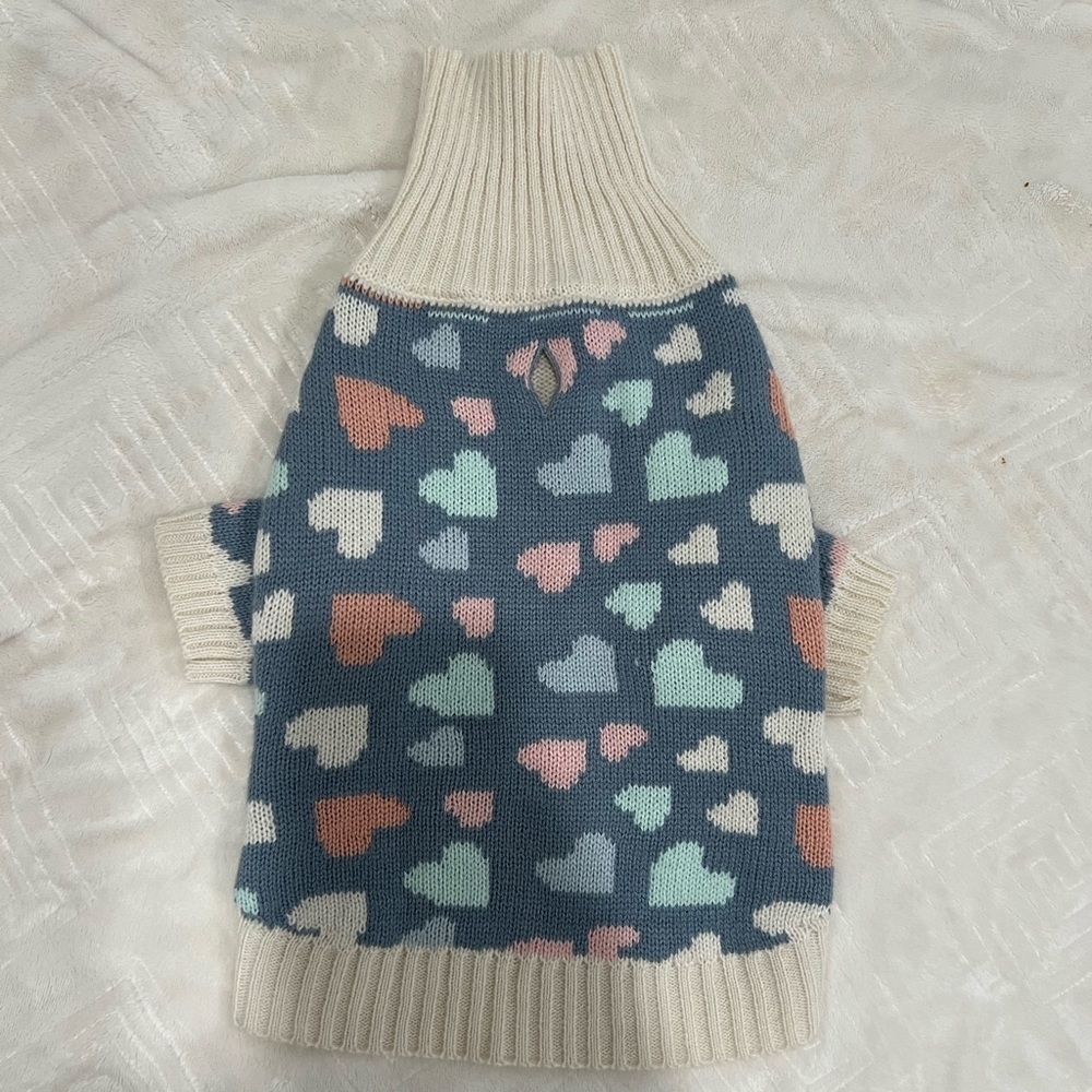 Dog Heart Patterned Turtleneck Sweater - Cream and Multicolor- size Medium - Picture 3 of 11